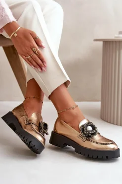 Outlet CheBello Skórzane Mokasyny Damskie Ozdobione Kwiatkiem Złote 4520