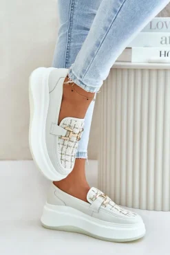 Buty damskie Vinceza Loafersy Damskie*Skórzane Mokasyny Damskie Na Platformie Ze Złotą Ozdobą Vinceza 89105 Jasnobeżowe Beżowy