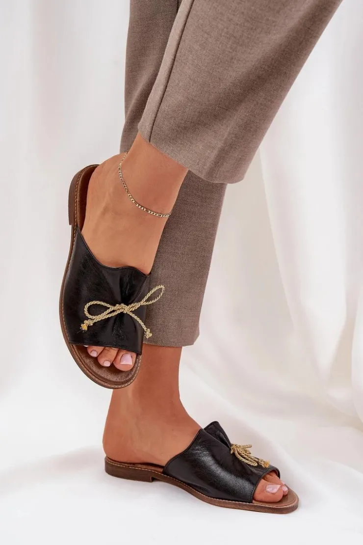 Hot Boto Skórzane Płaskie Eleganckie Klapki Z Kokardką Lewski 3572 Czarne Czarny