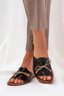 Hot Boto Skórzane Płaskie Eleganckie Klapki Z Kokardką Lewski 3572 Czarne Czarny