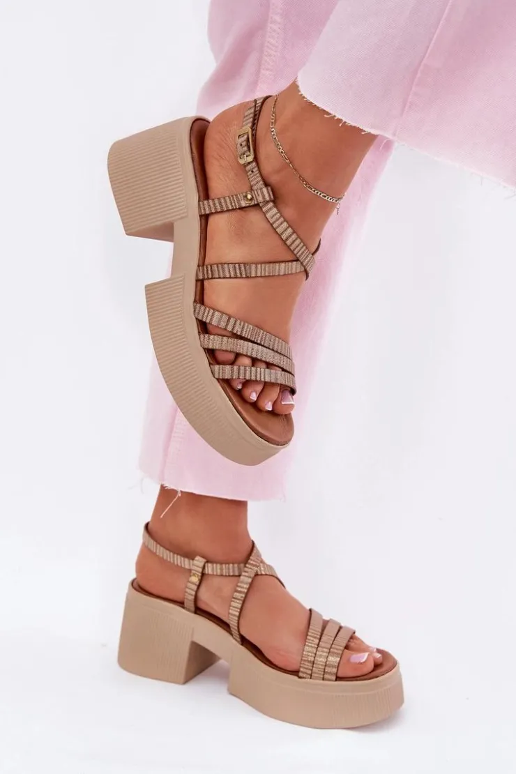 Outlet Maciejka Skórzane Sandały Damskie 06990-25 Złote Złoty