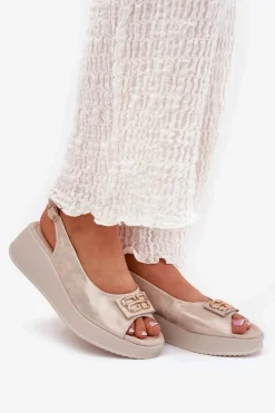 Damskie Damskie buty S.Barski Skórzane Sandały Damskie Na Koturnie Z Ozdobnym Detalem S.Barski LR51-593 Złote