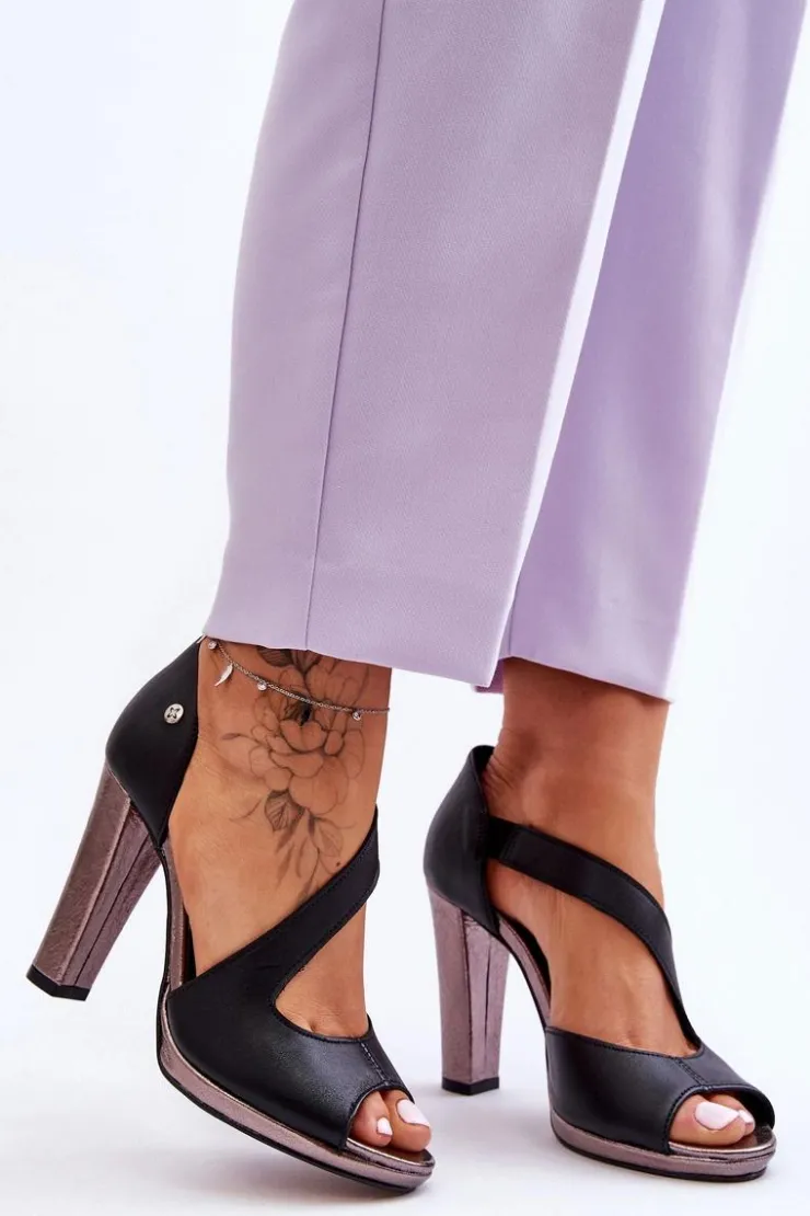 Outlet Maciejka Skórzane Sandały Na Obcasie Wsuwane 06083-01 Czarne