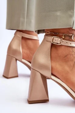 Sale Laura Messi Skórzane Sandały Na Trójkątnym Obcasie 2595 Beżowe