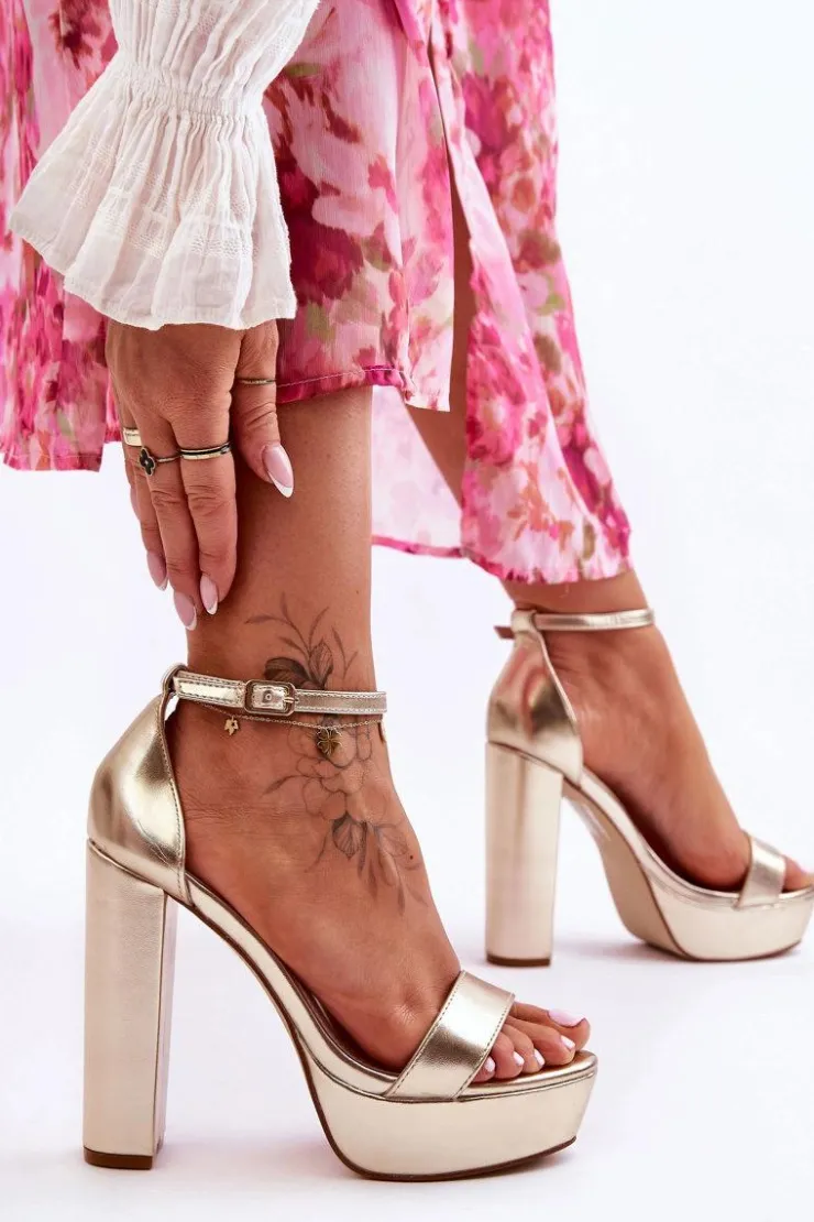 Outlet Boto Skórzane Sandały Na Wysokim Słupku I Platformie Złote Sky Dream