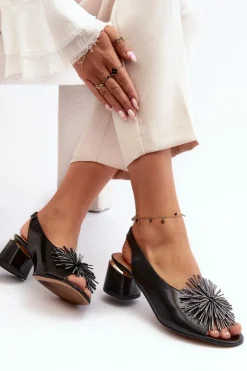 Sale Laura Messi Skórzane Sandały Z Ozdobą 2719 Czarne Czarny