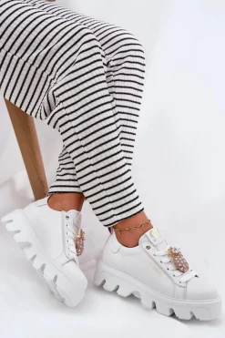 Outlet CheBello Skórzane Sneakersy Z Ozdobną Broszką Ananas 4651 Białe