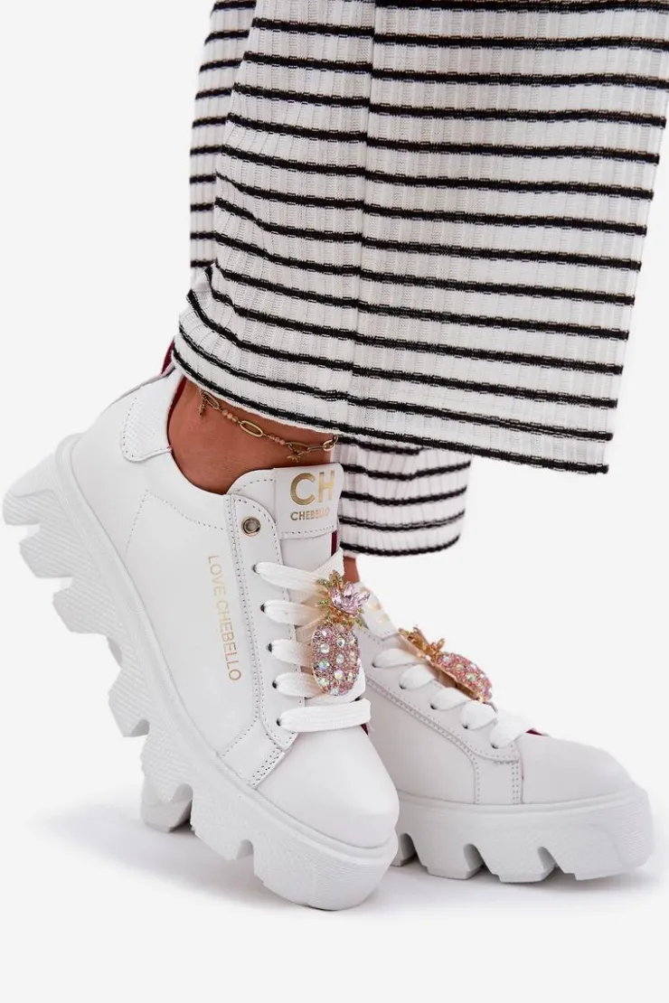 Outlet CheBello Skórzane Sneakersy Z Ozdobną Broszką Ananas 4651 Białe