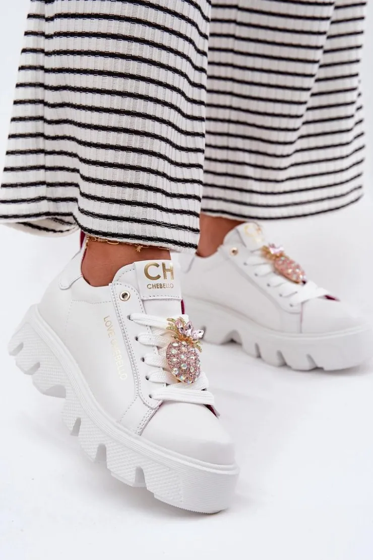 Outlet CheBello Skórzane Sneakersy Z Ozdobną Broszką Ananas 4651 Białe