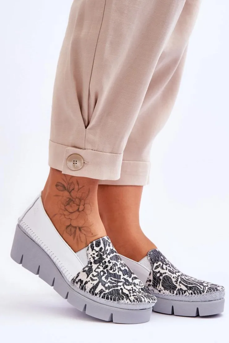 Damskie Maciejka Skórzane Tenisówki Na Koturnie 5814A-11 Biało-Czarne