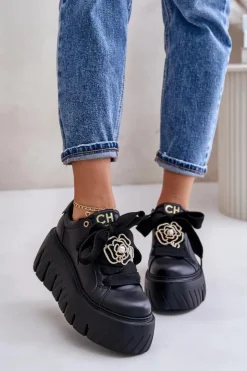 Damskie CheBello Sneakersy Damskie Na Masywnej Podeszwie Ze Złotą Ozdobą 4530 Czarne