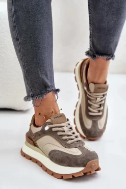 Online Buty damskie Vinceza Sneakersy Damskie Na Platformie Ze Skóry Naturalnej Vinceza 41465 Beżowe