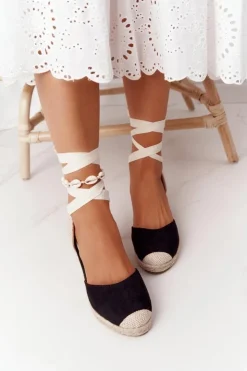 Outlet Boto Wiązane Sandały Na Koturnie Z Plecionką Czarne Nelly