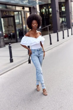 Outlet Boto Wiązane Sandały Na Szpilce Z Kwadratowym Noskiem Złote Runway