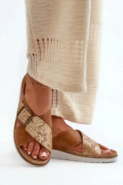 Outlet INBLU Wygodne Klapki Damskie Z Klamrą CN000032 Camel