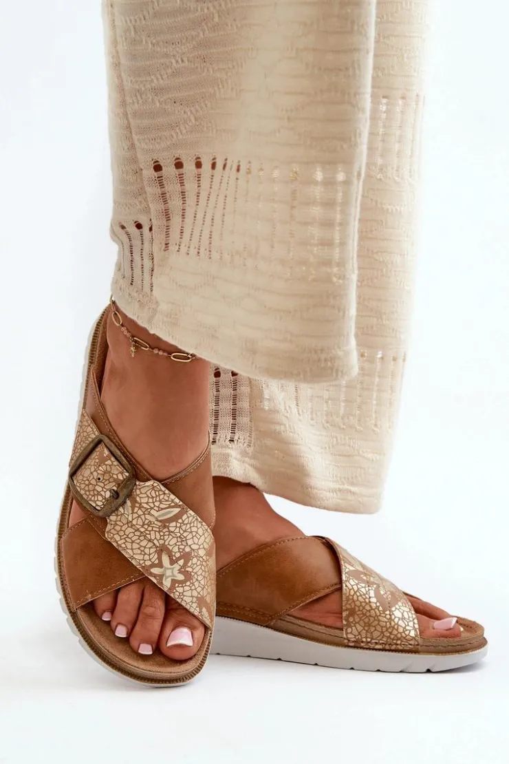 Outlet INBLU Wygodne Klapki Damskie Z Klamrą CN000032 Camel