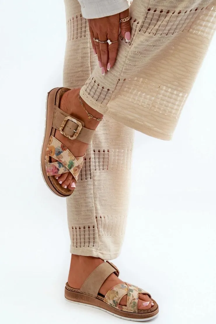 INBLU Klapki Damskie Klasyczne*Wygodne Klapki Damskie Z Klamrą W Kwiaty GS000051 Brązowe