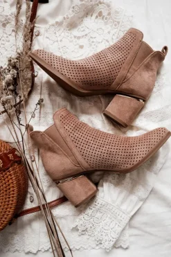 Clearance Boto Zamszowe Botki Kowbojki Ażurowe Ciemnobeżowe Helloni