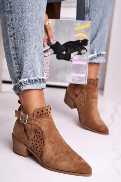 Discount Boto Zamszowe Botki Na Obcasie Z Klamrą Camel Esen