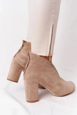 Discount Boto Zamszowe Botki Na Słupku Z Wycięciem Exquisite 1243 Beżowe