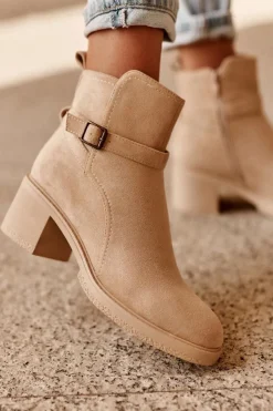 Discount Boto Zamszowe Botki Z Klamrą Beżowe Neste