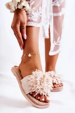 Online Boto Zamszowe Damskie Klapki Z Ozdobą Beżowe Giorgia