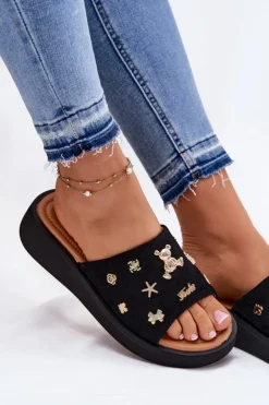 Buty damskie Vinceza Zamszowe Klapki Damskie Z Przypinkami Vinceza 66741 Czarne Czarny