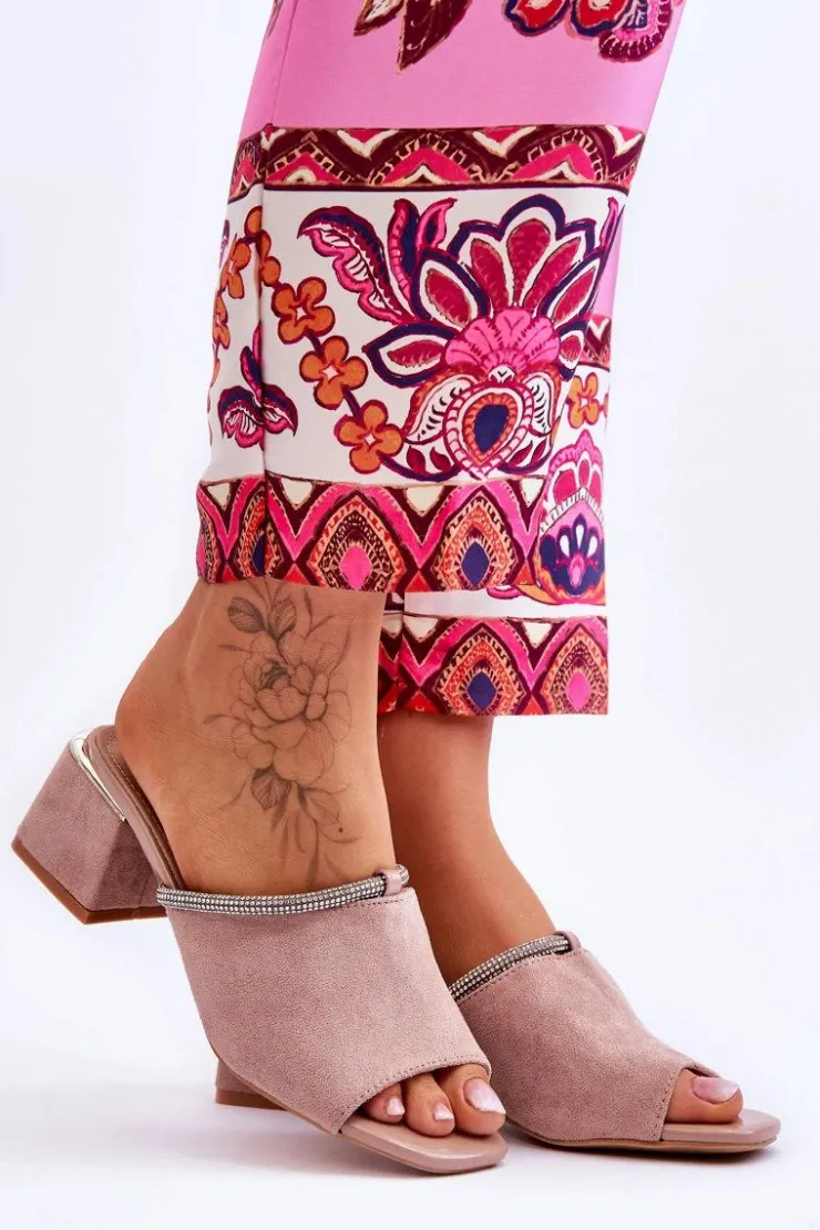 Damskie Damskie buty S.Barski Zamszowe Klapki Na Obcasie S.Barski KV-612-2 Beżowe