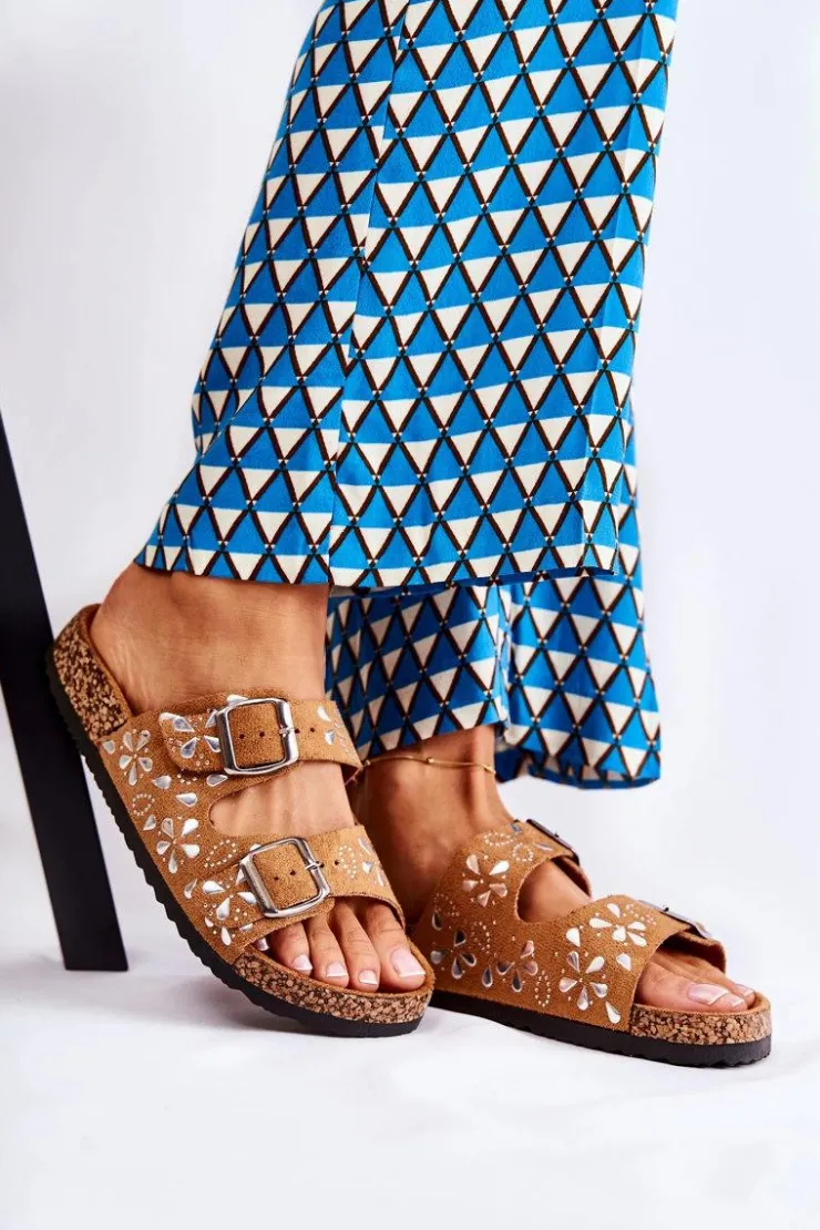 Best Boto Zamszowe Klapki Z Dżetami Brązowe Dalvio