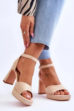 Discount Boto Zamszowe Klasyczne Sandały Na Platformie Beżowe Classy