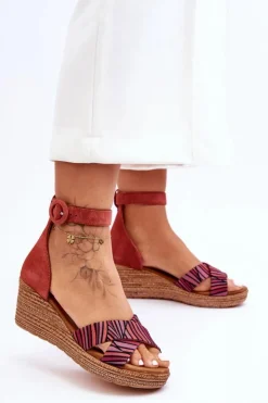 Outlet Maciejka Zamszowe Sandały Na Koturnie 04565-44 Czerwone