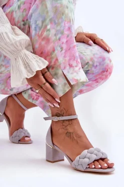 Best Boto Zamszowe Sandały Z Warkoczem Szare Essenza