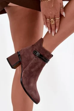 Damskie D&A Zamszowe Skórzane Botki Damskie Na Słupku Z Ozdobnym Paskiem Ocieplane CR52-650 Brązowe