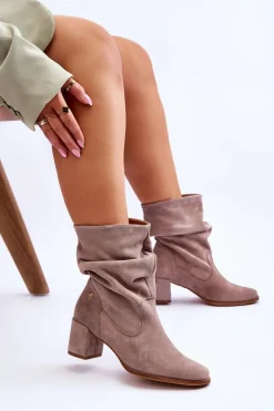 Hot Maciejka Zamszowe Wsuwane Botki 06005-10 Ciemnobeżowe