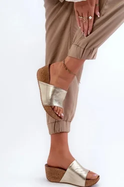 New Zazoo 40289 Skórzane Klapki Damskie Na Korkowym Koturnie Złote