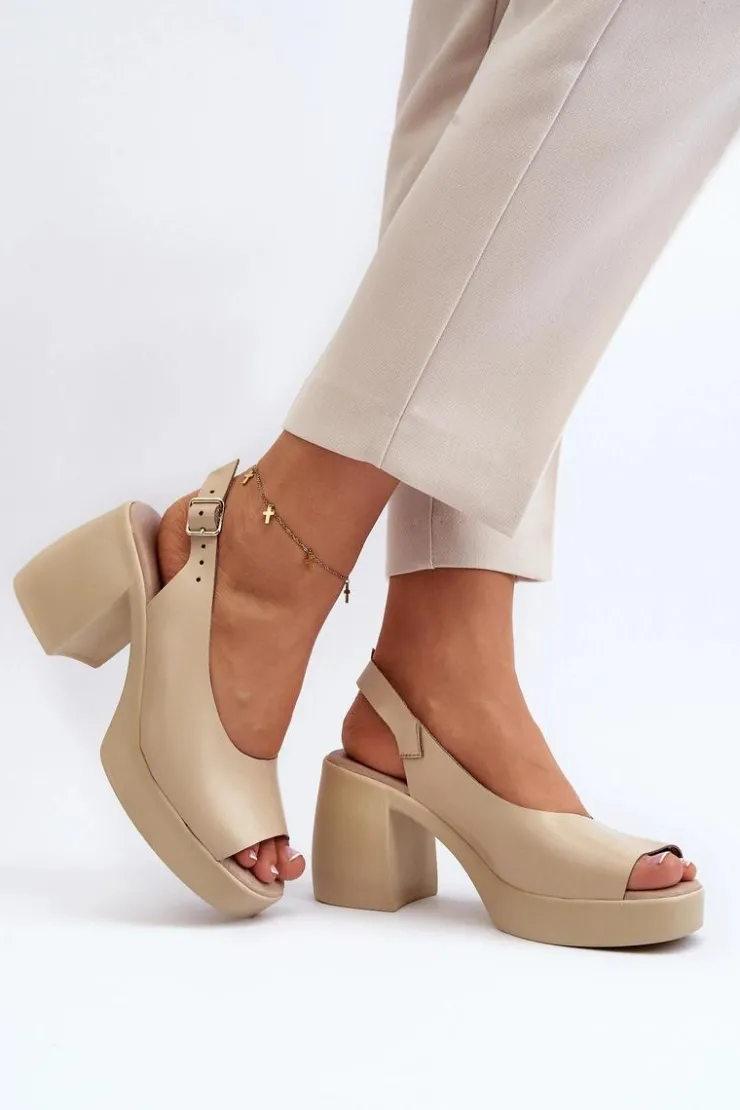 Hot Zazoo 40376 Skórzane Sandały Na Masywnym Obcasie Beżowe Beżowy