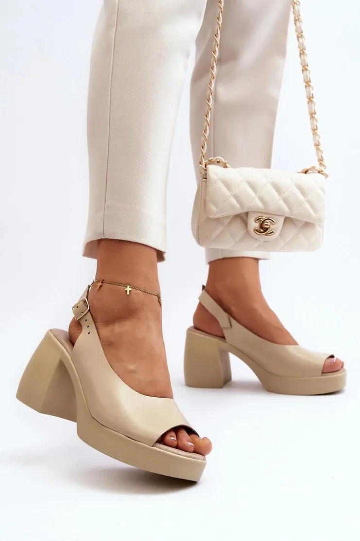 Hot Zazoo 40376 Skórzane Sandały Na Masywnym Obcasie Beżowe Beżowy