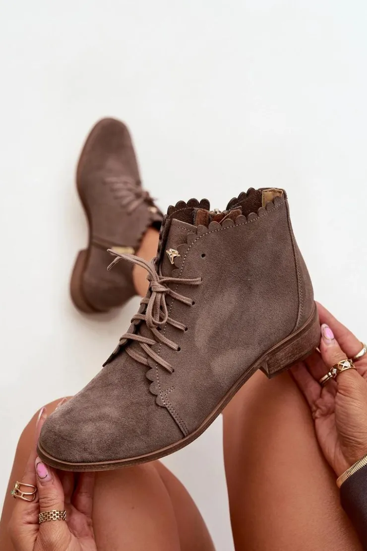 Hot Zazoo 2964 Zamszowe Botki Na Płaskim Obcasie Ciemnobeżowe Beżowy