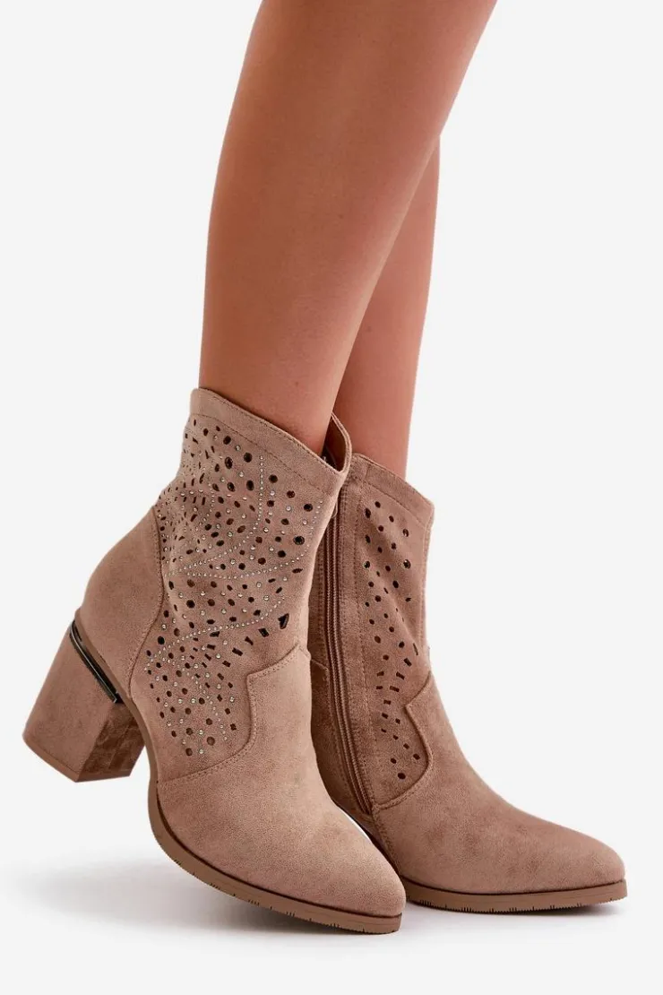 Damskie buty S.Barski Zdobione Ażurowe Botki Damskie Na Słupku Z Eko Zamszu Beżowe S.Barski HY42-029