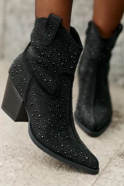 Clearance Damskie buty S.Barski Zdobione Botki Kowbojki Na Obcasie Z Noskami W Szpic S.Barski HY42-121 Czarne